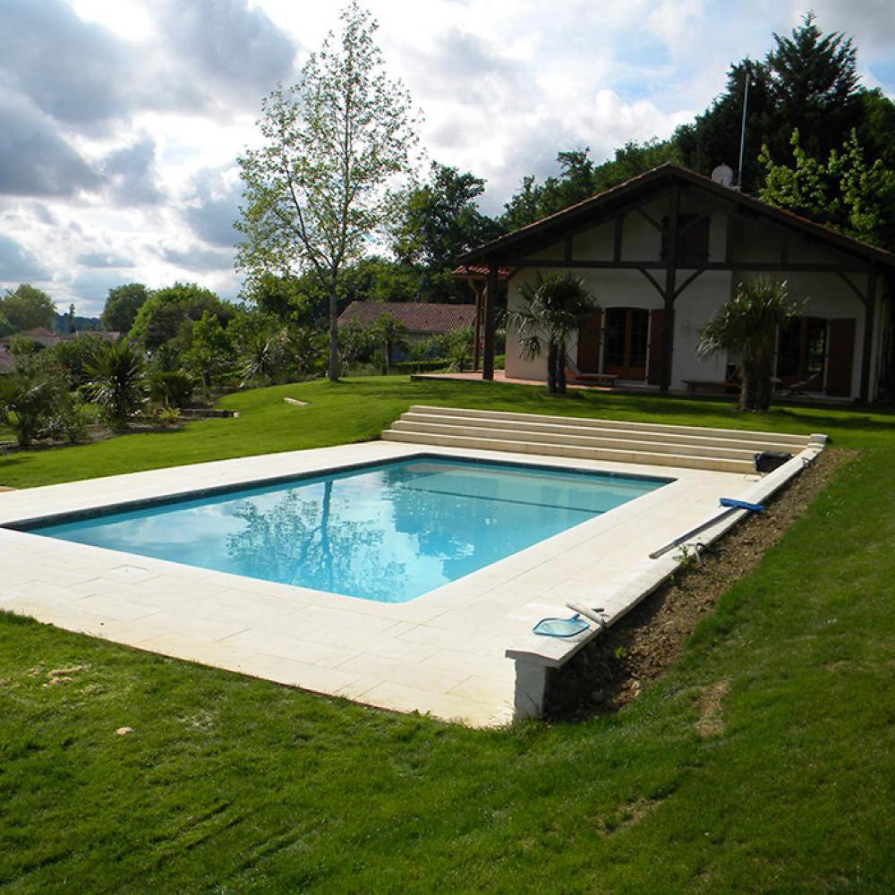 piscine traditionnelle